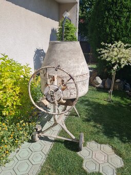 Miešačka na 4 táčkov, plne funkčná, "garážovaná" - 2