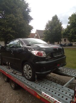 Peugeot 206cc 1.616v 80kw rok 2002 Platimum - 2