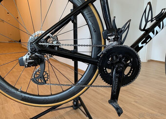 Specialized S-Works Tarmac SL6 Disc - 2