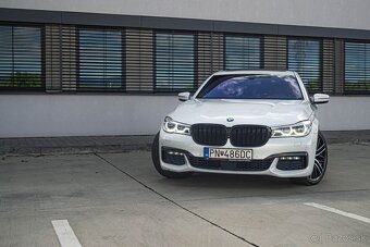BMW Rad 7 740d xDrive A/T - 2