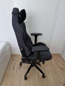 Hráčske kreslo - Secretlab Omega - 2