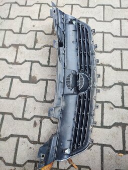 Opel Zafira B - Predná maska - 2