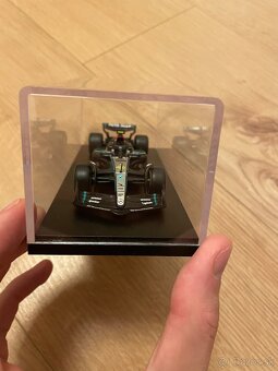 Lewis Hamilton Mercedes - 2