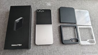 Samsung Galaxy Z Flip 6 - 2