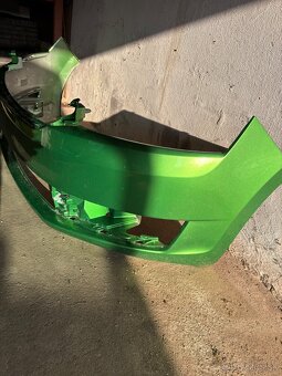 Škoda Rapid predný nárazník - 2