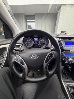 Hyundai i30 cw 1.6crdi 81kw - 2