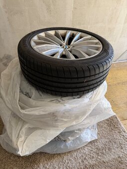 BMW 5x112 r18 letne pneu 245/45 - 2