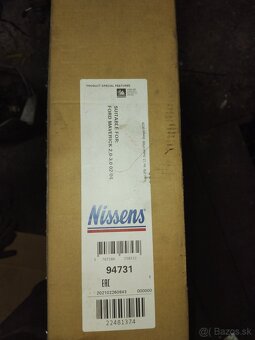 Kondenzátor  klimatizacie Ford mazda - 2