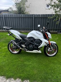 Kawasaki Z1000 - 2