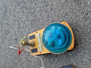 Retro hračka - 2