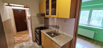 SLOVREAL - predaj 2,5 izbový byt Žiar nad Hronom, 59 m2 - 2