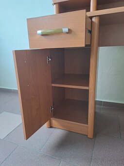 Toaletný stolík - 2