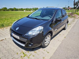 Predám Renault Clio 1.2 benzín, automat - 2