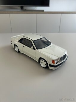 Mercedes Benz 300 CE AMG 1:18 - 2