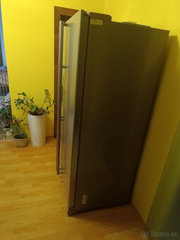 Americká chladnička SAMSUNG - 2