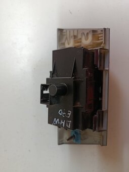 vypinac svetiel BMW E90 E91 693279204 40€ - 2