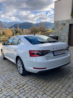 Skoda superb 2.0tdi Lim.. - 2