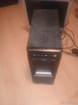 Predam starsi PC - 2