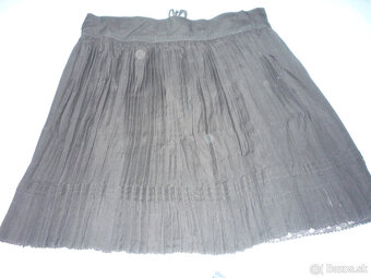 Ženský kroj - skladaná sukňa - 2