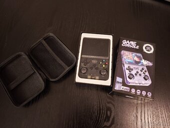 Retro konzola R36S - 2