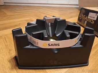 Cyklo Trenažér SARIS fluid2 a podložka pod koleso - 2