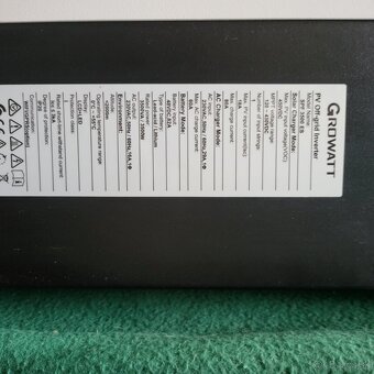 Fotovoltika Inverter Growatt SPF3500ES+WiFi - 2