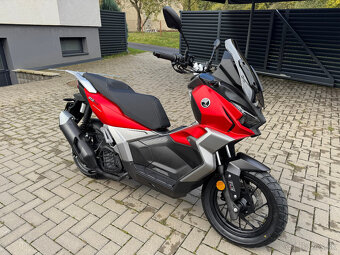 Voge SR1 125i ADV - 2