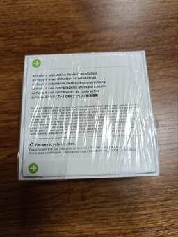 Apple AirPods 4 ANC - 2