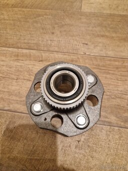 Honda zadný náboj - 2