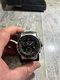 BMW M chronograf - 2