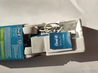 Elektrická zubná kefka/kefky - 2