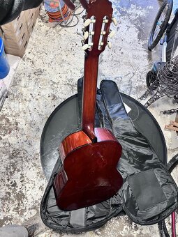 Akusticka gitara - 2
