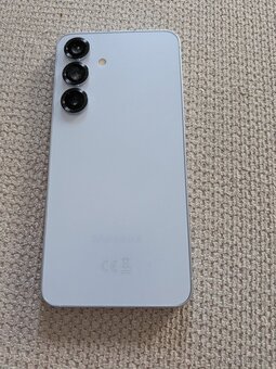 Samsung S25 256GB - 2