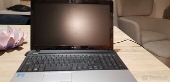 Acer TravelMate P253 - 2