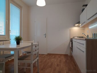 🌟 LUXUSNÝ 4-IZBOVÝ BYT NA PRENÁJOM – 82 m², BALKÓN S VÝHĽAD - 2
