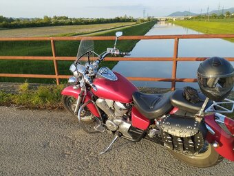 Honda VT750C Shadow - 2