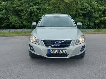 Volvo XC60 D5 AWD Momentum Geartronic - 2