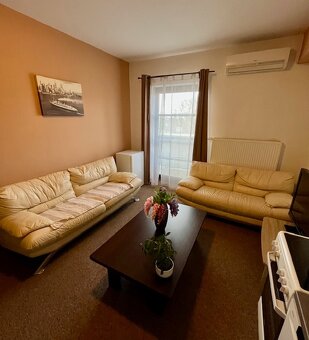 2.izb.byt s balkónom, komplet zariadený, Zobor spodná časť - 2