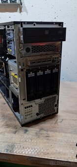 Predám HP Proliant ML110 G7 server - 2