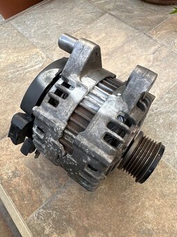 FORD ALTERNATOR - 2