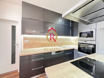 Na prenájom exkluzívny 4-izbový strešný byt s terasou 100 m² - 2