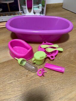 Skladacia postieľka pre bábiky aj s vaničkou a prísl. - 2