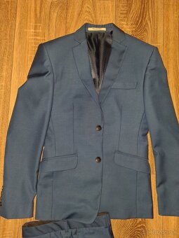 Chlapčenský oblek - 2