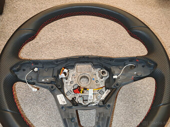 Original VW skoseny volant - 2