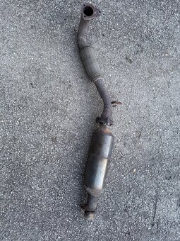 Predám katalizátor Ford galaxy - 2