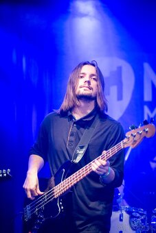Teenage metalova kapela hlada lead gitaristu - 2