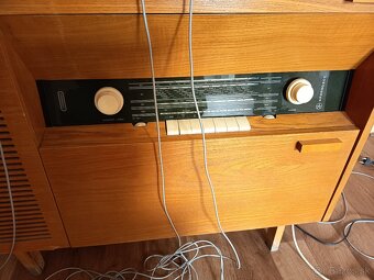 Retro gramo-radio tesla - 2