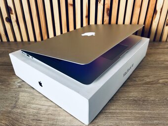 Macbook Air 13” i5 1,6GHz, 128GB SSD, 8GB RAM, top stav - 2