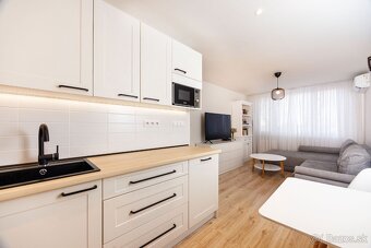 1,5 izbový byt Čingovská ul., sídlisko Nad Jazerom, 3. posch - 2
