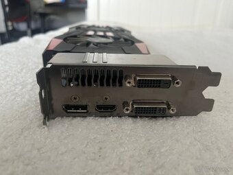 ASUS GTX 760 DirectCU II OC - 2